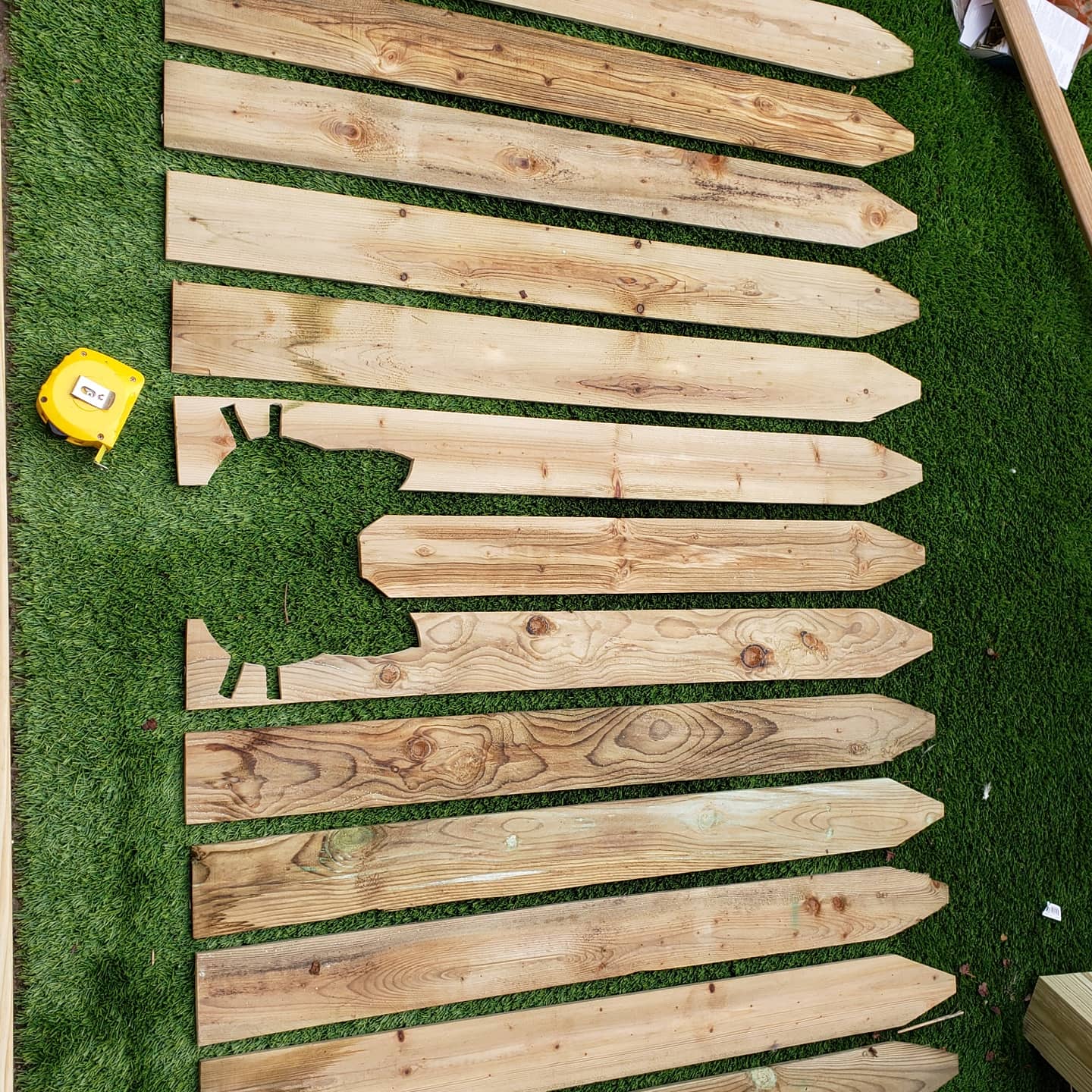 How to make a Picket fence - spacing the pickets