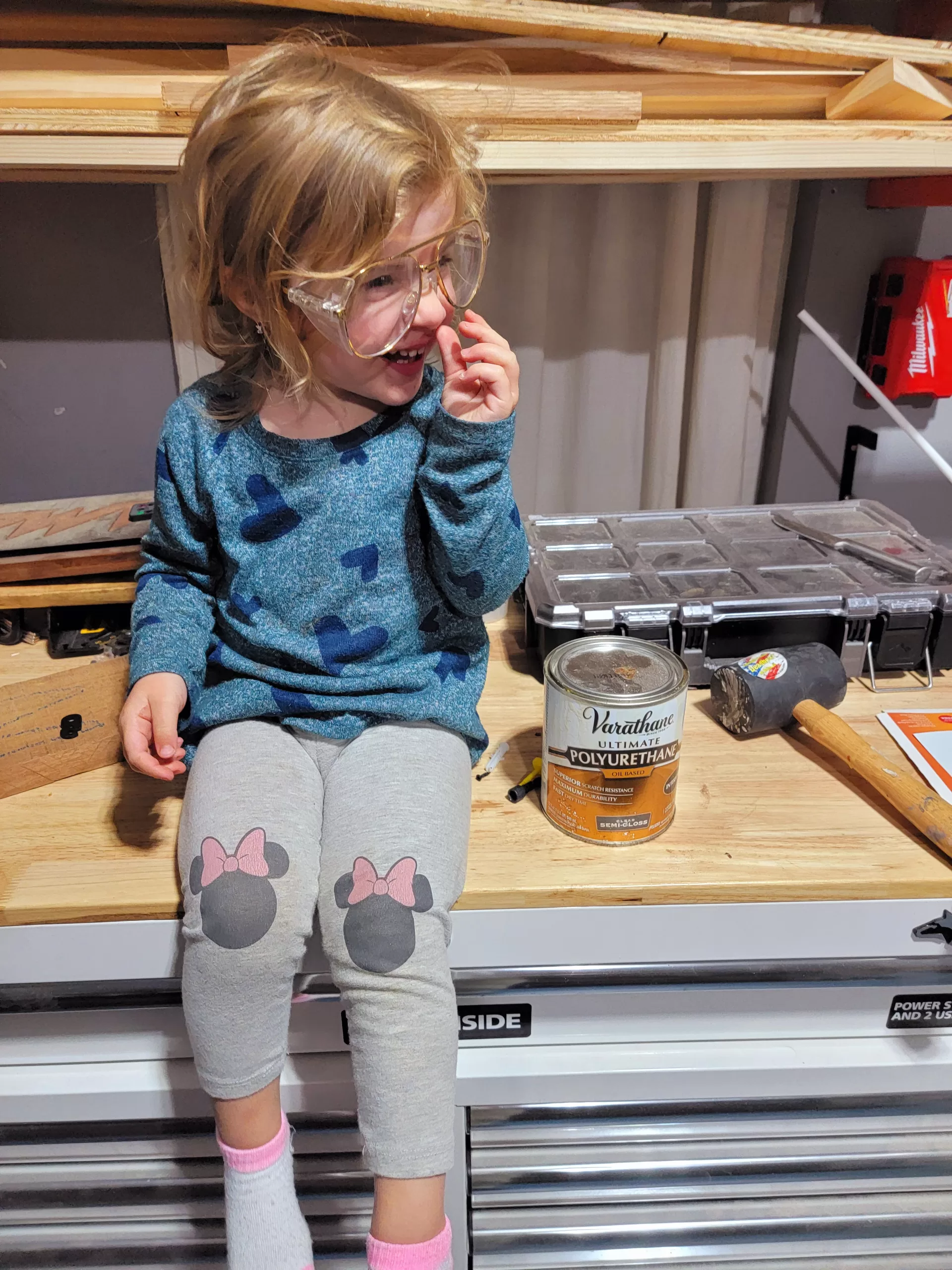 How to apply polyurethane - toddler with safety glasses